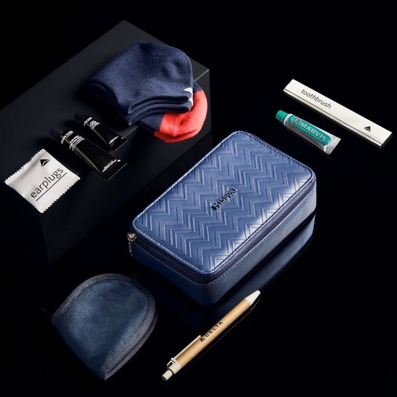 BRAND NEW, NEVER OPENED! Delta One x Missoni luxury amenity kit! - Picture 8 of 9